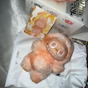 Labubu big into energy series-Happiness open box.